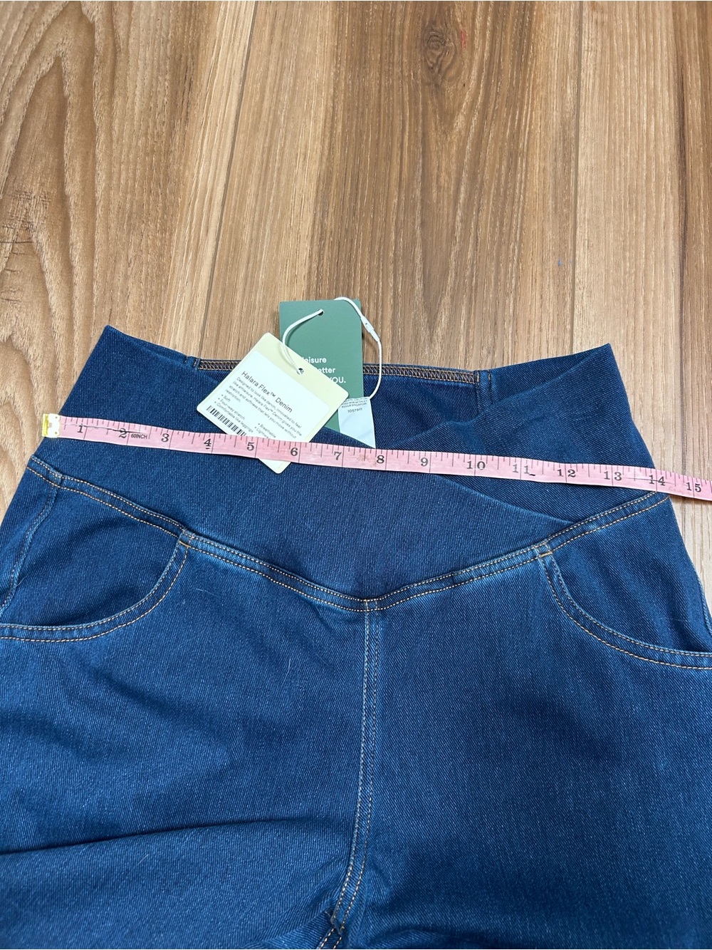 NWT Halara Flex high Waisted Crossover Pocket Washed flare Jeans size medium - Picture 10 of 10